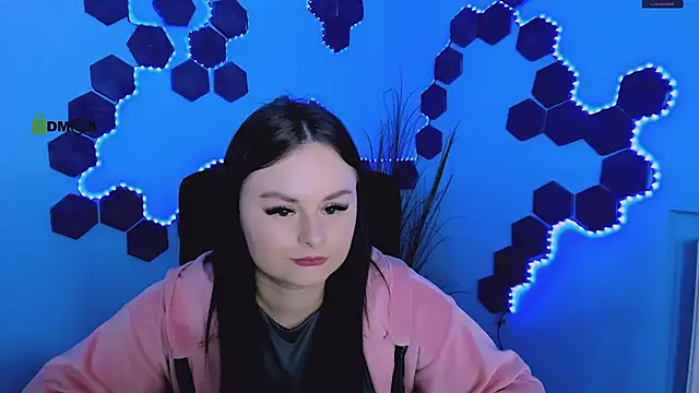 miss courtney  online show from March 11, 2026, 9:26 am