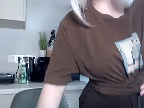 LenaSecret19 online show from April 2, 2026, 5:49 am