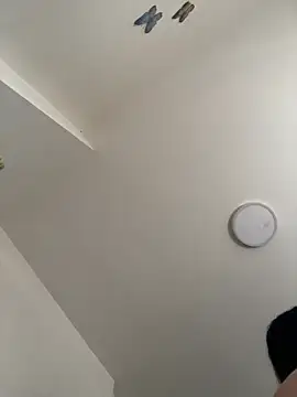 julietalovee online show from March 23, 2026, 12:09 pm