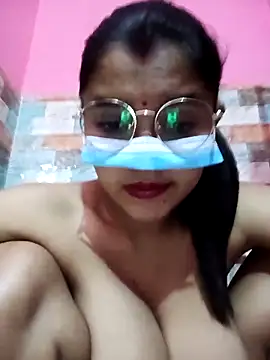 Sexy Sonniyaa online show from April 10, 2026, 4:55 pm