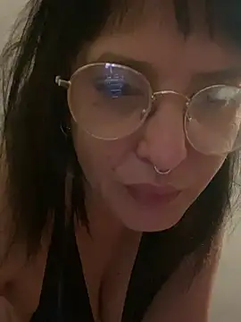 Xlilli69X online show from April 11, 2026, 9:08 pm