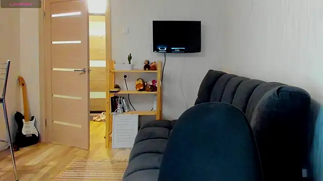 ooopsybritney online show from April 2, 2026, 1:42 pm