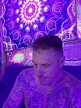 Snapshot of drednasty chatting on May 4, 2026, 9:22 pm drednasty online show from May 4, 2026, 9:22 pm