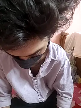 Snapshot of max_the_dick chatting on March 4, 2026, 8:15 pm max the dick online show from March 4, 2026, 8:15 pm