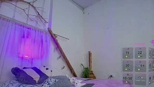 marianafoxx  online show from March 8, 2026, 1:37 pm