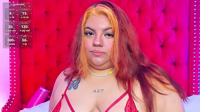 Snapshot of SunnyHoney_ chatting on July 17, 2026, 12:12 pm SunnyHoney online show from July 17, 2026, 12:12 pm