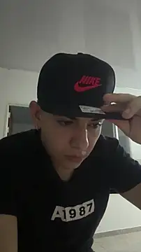 yan oficiall online show from March 4, 2026, 2:17 am