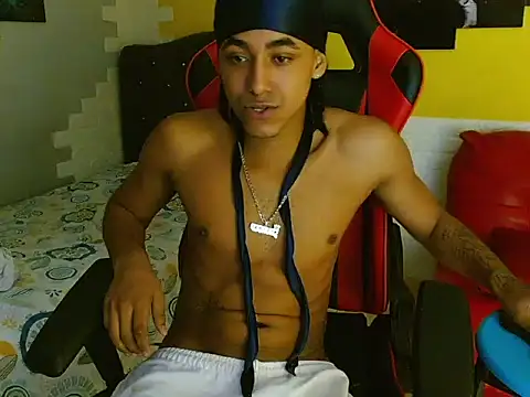 taylor bigdick18 online show from March 4, 2026, 11:00 pm