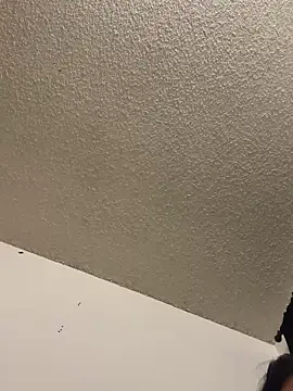 Snapshot of mloverxx chatting on March 4, 2026, 8:42 am mloverxx online show from March 4, 2026, 8:42 am