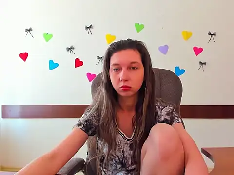 Ellina Star online show from April 8, 2026, 8:14 am