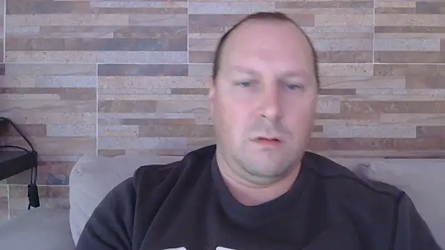 lustonfan online show from June 11, 2026, 12:36 pm