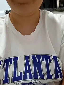 Emi hot1 online show from April 1, 2026, 4:04 pm