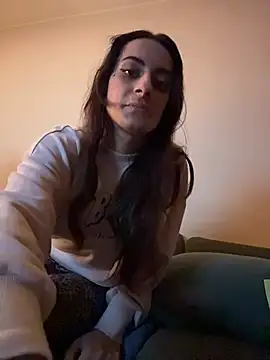 chiara-mario online show from June 7, 2026, 2:59 am
