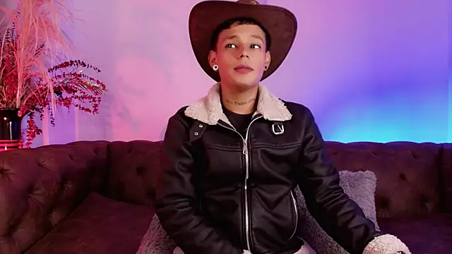 Snapshot of Baleriion1 chatting on March 4, 2026, 10:49 pm Baleriion1 online show from March 4, 2026, 10:49 pm