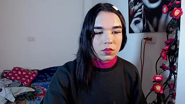 Candyy doll   online show from May 15, 2026, 4:19 am