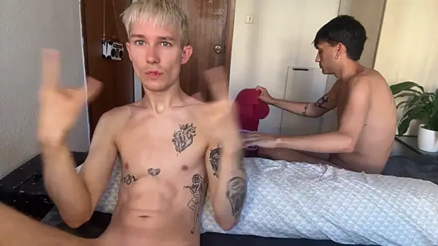 AlphaTwinks online show from April 19, 2026, 10:03 am