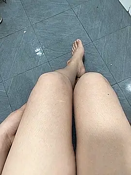 Ruby-xx online show from April 15, 2026, 1:51 pm