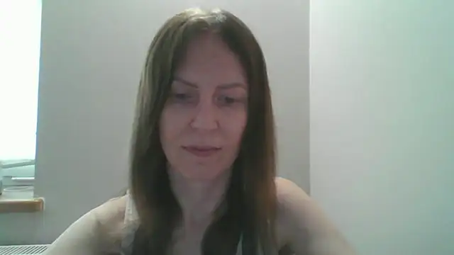 Snapshot of AnnaTight chatting on June 8, 2026, 8:26 am AnnaTight online show from June 8, 2026, 8:26 am