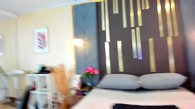 SofiiMontes online show from March 19, 2026, 12:20 pm