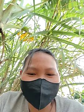 Tini-mimi online show from April 14, 2026, 12:49 am