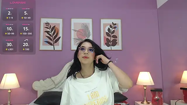 YayaQueen online show from April 29, 2026, 12:53 pm