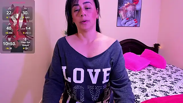 sara florez12 online show from June 4, 2026, 1:06 pm