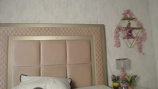 Madii  online show from March 26, 2026, 12:00 pm