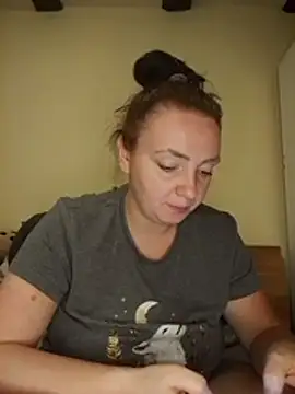 Bella-Monroe online show from March 20, 2026, 6:57 pm