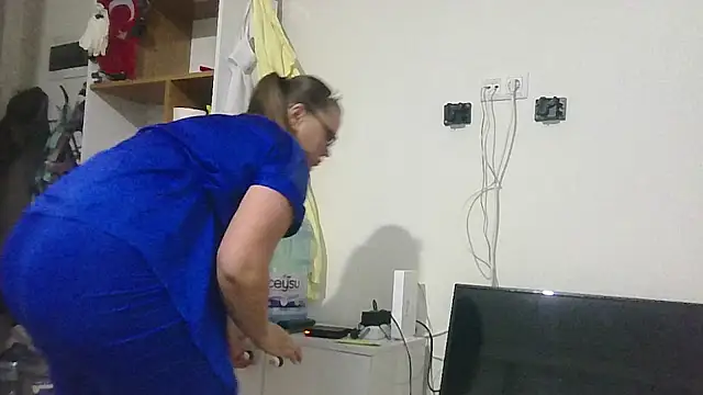 Snapshot of MuseChic_Wild chatting on April 7, 2026, 6:52 pm MuseChic Wild online show from April 7, 2026, 6:52 pm