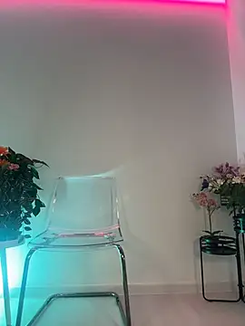 Snapshot of ScarletFlameee chatting on May 7, 2026, 5:24 am ScarletFlameee online show from May 7, 2026, 5:24 am