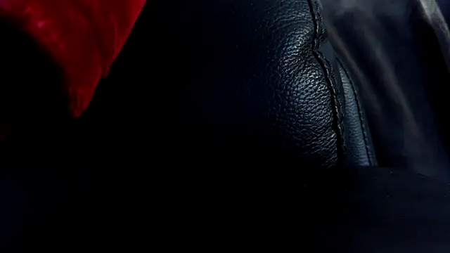 freaky couple  online show from March 17, 2026, 1:32 am