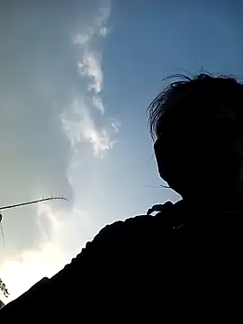 Bling-pusy online show from April 8, 2026, 11:59 pm