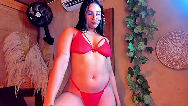 Victoria Gonzalez online show from April 23, 2026, 12:29 pm