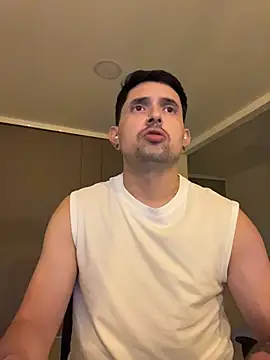 TroyeSavage online show from March 22, 2026, 12:25 am