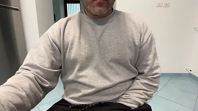 Snapshot of faantaasy chatting on April 7, 2026, 3:45 pm faantaasy online show from April 7, 2026, 3:45 pm