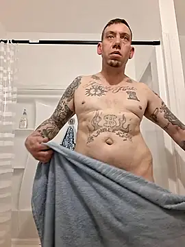 Snapshot of Brandon23xxxgb chatting on April 9, 2026, 1:38 am Brandon23xxxgb online show from April 9, 2026, 1:38 am