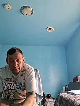 Brandon23xxxgb online show from April 25, 2026, 2:25 pm