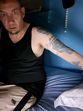 Brandon23xxxgb online show from May 26, 2026, 2:40 am