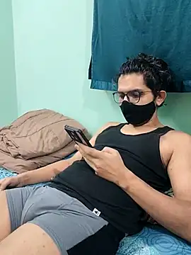 Snapshot of Hunter_9876 chatting on March 14, 2026, 9:09 pm Hunter 9876 online show from March 14, 2026, 9:09 pm