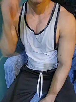 Snapshot of gymboy900 chatting on July 7, 2026, 5:54 am gymboy900 online show from July 7, 2026, 5:54 am