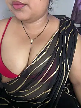 ms daizy online show from May 13, 2026, 5:38 am