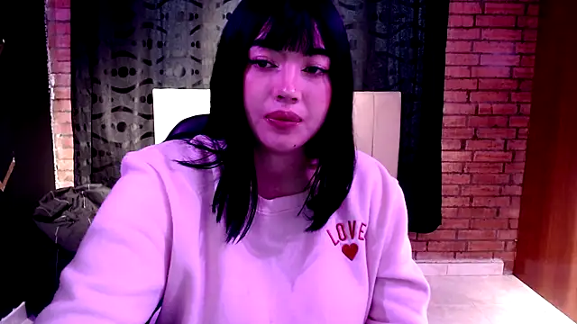 keily johansson online show from March 9, 2026, 2:21 pm