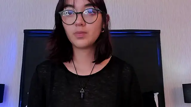 LilithBluum online show from March 27, 2026, 11:32 am