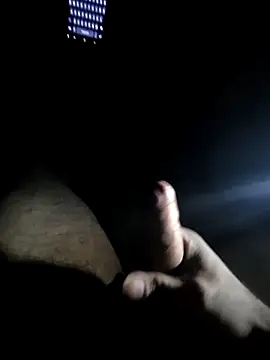 TroniiXQc online show from April 7, 2026, 4:24 am