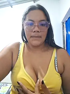 Snapshot of monicarokaforte chatting on March 12, 2026, 4:18 am monicarokaforte online show from March 12, 2026, 4:18 am