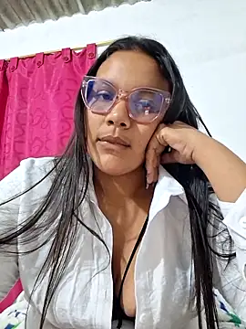 Snapshot of monicarokaforte chatting on March 15, 2026, 4:40 am monicarokaforte online show from March 15, 2026, 4:40 am