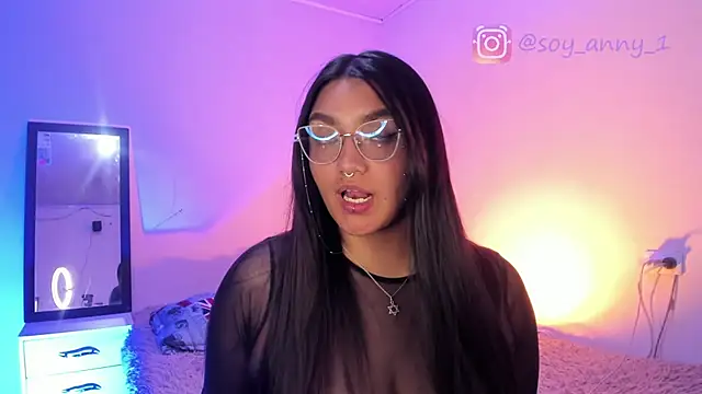 soyanny-777 online show from March 15, 2026, 4:29 am