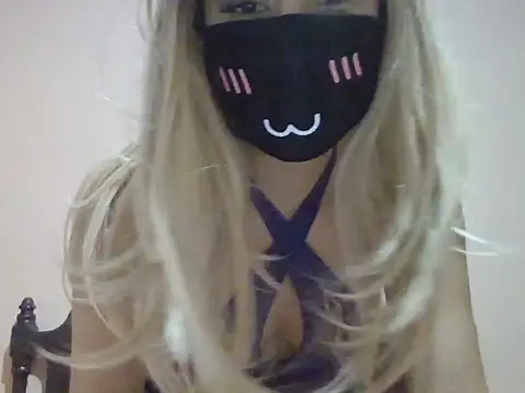 Snapshot of Vikkyy69 chatting on June 6, 2026, 1:43 am Vikkyy69 online show from June 6, 2026, 1:43 am