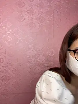 Snapshot of Emma_2603 chatting on April 2, 2026, 1:53 pm Emma 2603 online show from April 2, 2026, 1:53 pm