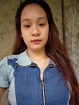Snapshot of -Hicici- chatting on May 17, 2026, 10:50 pm -Hicici- online show from May 17, 2026, 10:50 pm